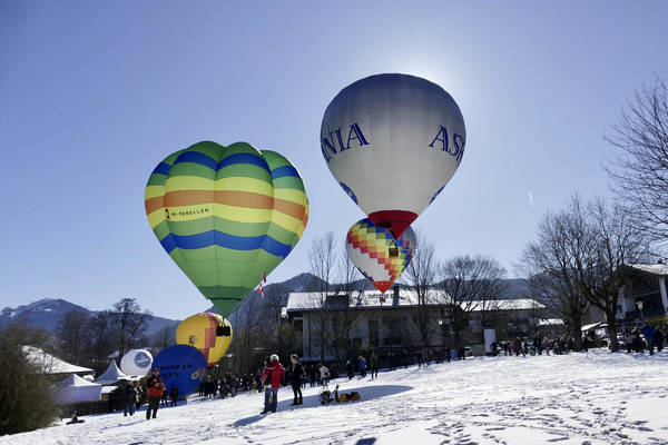 Ferienwohnung Hochsitz - Heißluftballon fliegen über den Tegernsee